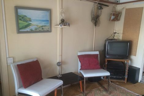 Photo of property in 38 Armstrong Avenue, Carterton, 5713