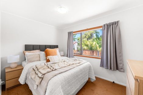 Photo of property in 36 Montclair Rise, Browns Bay, Auckland, 0630