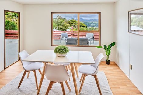 Photo of property in 10 Finn Place, Titahi Bay, Porirua, 5022