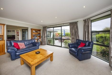 Photo of property in 16 Shere Lane, Linton, Palmerston North, 4472