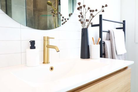 Photo of property in 92 Freedom Drive, Kelvin Grove, Palmerston North, 4470