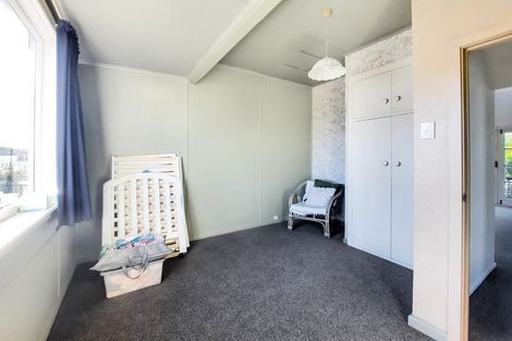 Photo of property in 181 Bowhill Road, New Brighton, Christchurch, 8083