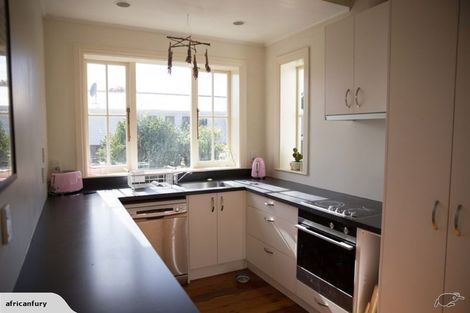 Photo of property in 6 Main Street, Greytown, 5712