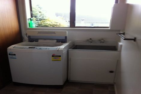 Photo of property in 4 Haynes Avenue, Upper Riccarton, Christchurch, 8041