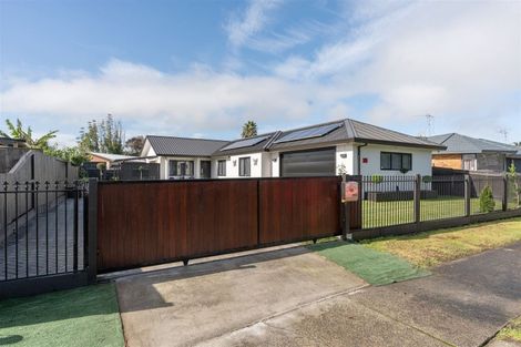 Photo of property in 14 Aldershot Place, Nawton, Hamilton, 3200