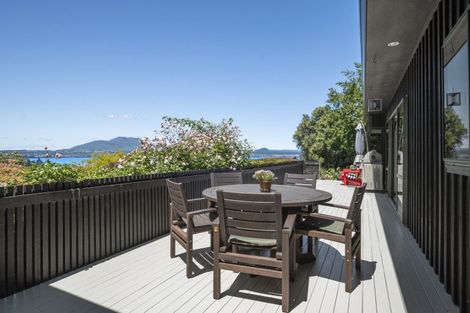 Photo of property in 17 Silich Street, Acacia Bay, Taupo, 3330