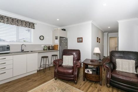 Photo of property in 27 Aparima Place, Awatoto, Napier, 4110