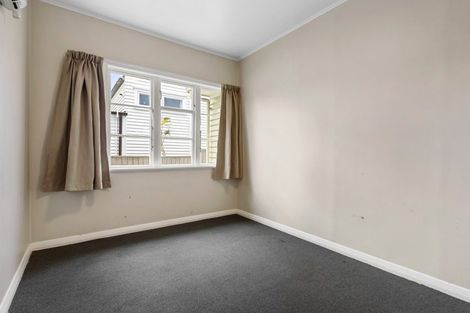 Photo of property in 18 Westmere Crescent, Westmere, Auckland, 1022