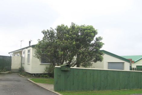 Photo of property in 4 Almora View, Ascot Park, Porirua, 5024