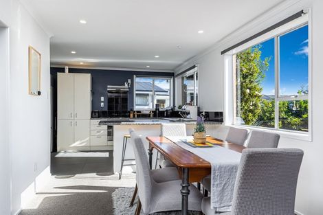 Photo of property in 2 Lynley Crescent, Blenheim, 7201