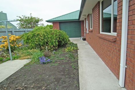 Photo of property in 14 Hannah Place, Holmes Hill, Oamaru, 9401