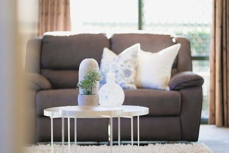 Photo of property in 80 Guildford Drive, Paraparaumu, 5032