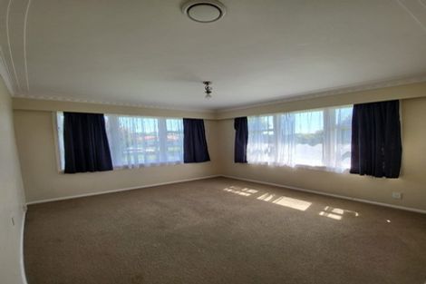 Photo of property in 27 Fairview Road, Papatoetoe, Auckland, 2025