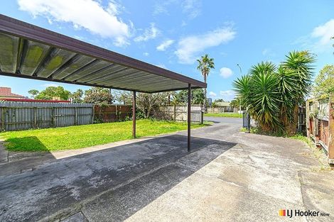 Photo of property in 2/190 Te Irirangi Drive, Flat Bush, Auckland, 2019