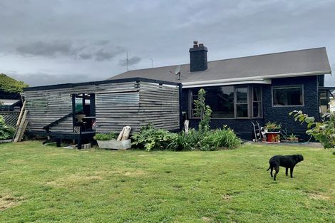 Photo of property in 69 Domett Street, Opunake, 4616