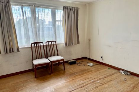 Photo of property in 97 Hillsborough Road, Hillsborough, Auckland, 1042