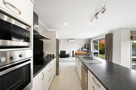 Photo of property in 20 Wisteria Place, Flagstaff, Hamilton, 3210