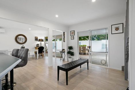 Photo of property in 66 Thornton Road, Cambridge, 3434