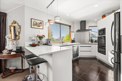 Photo of property in 46a Durham Drive, Havelock North, 4130