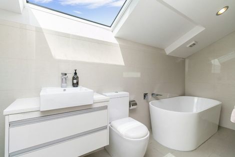 Photo of property in 140a Balmoral Road, Mount Eden, Auckland, 1024