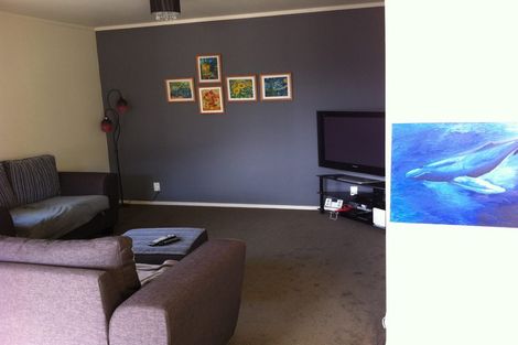 Photo of property in 61a Farquhar Road, Glendene, Auckland, 0602