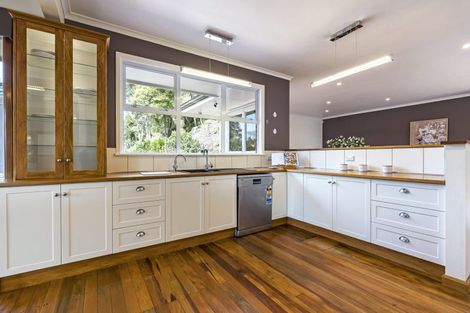 Photo of property in 11 Orite Drive, Mangorei, New Plymouth, 4371