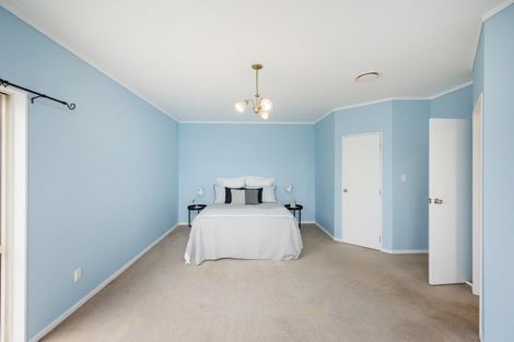 Photo of property in 101 Hillcrest Drive, Kelvin Grove, Palmerston North, 4414