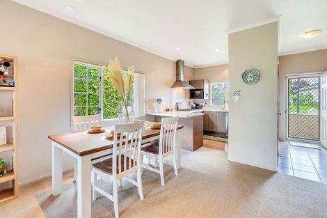 Photo of property in 12 Mulvaney Crescent, Henderson, Auckland, 0612