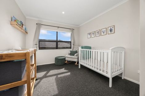 Photo of property in 82 Kotare Street, Waikanae, 5036