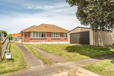 Photo of property in 25 Harper Street, Gonville, Whanganui, 4501