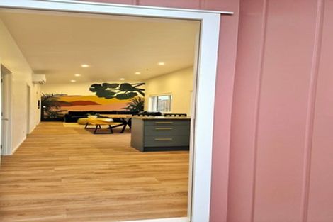 Photo of property in 46 Chelwood Street, Takaro, Palmerston North, 4412