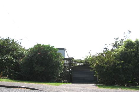 Photo of property in 1/14 Verbena Road, Birkdale, Auckland, 0626