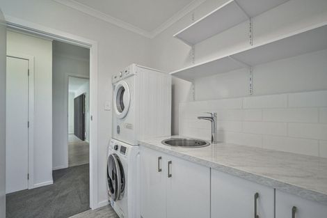 Photo of property in 68 Middle Road, Havelock North, 4130