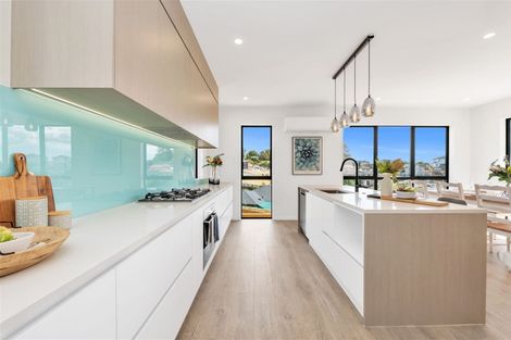 Photo of property in 36 Mcwhirters Farm Lane, Massey, Auckland, 0614