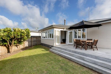 Photo of property in 1018a Papamoa Beach Road, Papamoa Beach, Papamoa, 3118