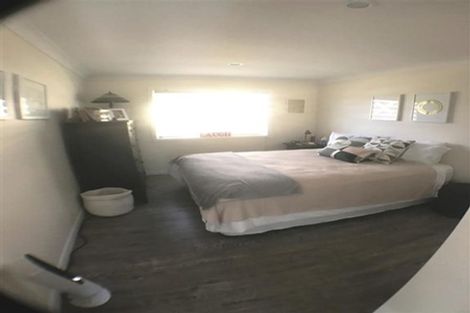 Photo of property in 9a Bruce Road, Glenfield, Auckland, 0629