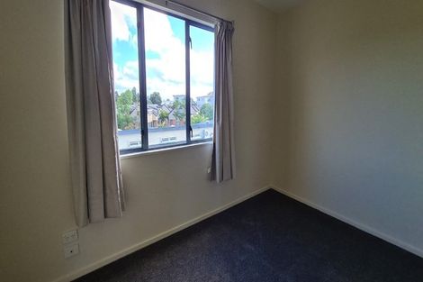 Photo of property in Lakeview Terrace, 20/14 Ambrico Place, New Lynn, Auckland, 0600