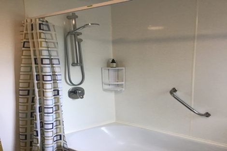 Photo of property in 4/84 Freyberg Street, Lyall Bay, Wellington, 6022