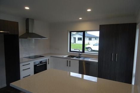 Photo of property in 18/11 Errol Close, Burbush, Hamilton, 3288