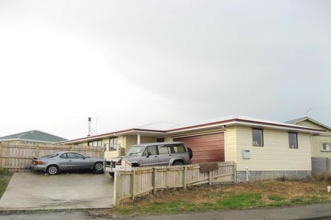 Photo of property in 64 Mavora Crescent, Heidelberg, Invercargill, 9812
