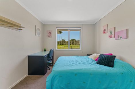 Photo of property in 57 Charnley Way, Kinloch, Taupo, 3385