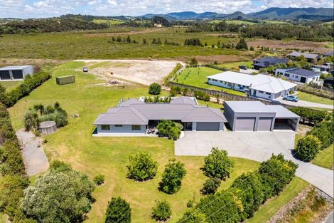 Photo of property in 70 Jack Boyd Drive, Mangawhai Heads, Kaiwaka, 0573