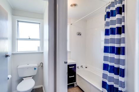 Photo of property in 40 Seddon Crescent, Marewa, Napier, 4110