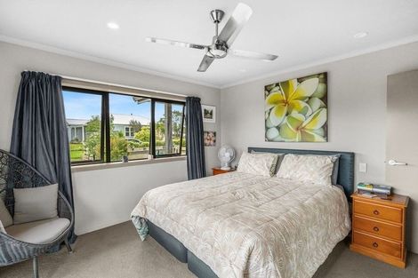 Photo of property in 102 Kukutauaki Road, Koputaroa, Levin, 5575