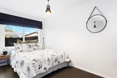 Photo of property in 25 Saunders Place, Redwood, Christchurch, 8051