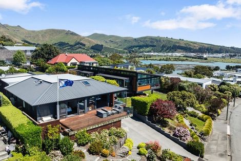 Photo of property in 63 Te Awakura Terrace, Mount Pleasant, Christchurch, 8081