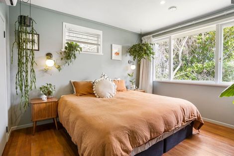 Photo of property in 25 Trojan Crescent, New Lynn, Auckland, 0600