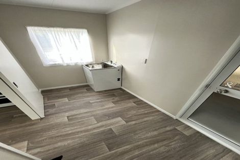 Photo of property in 95 Sykes Road, Weymouth, Auckland, 2103