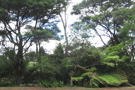 Photo of property in 37 Takahe Road, Titirangi, Auckland, 0604