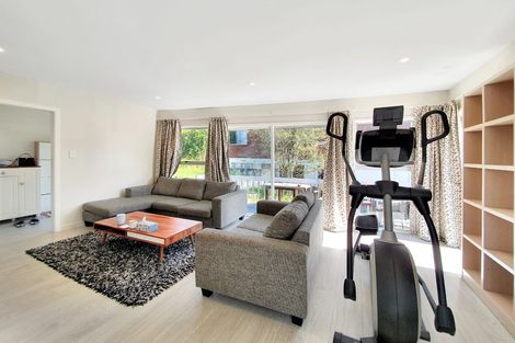 Photo of property in 9 Keldale Place, Forrest Hill, Auckland, 0620